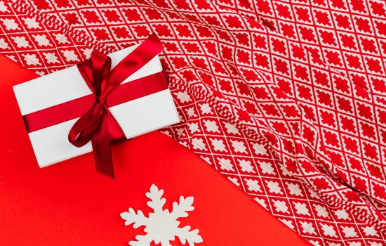 Christmas shopping and shipping with MyUS