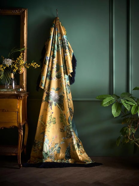 Laurence Llewelyn-Bowen gold Cotswold fantasia velvet throw