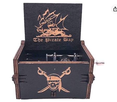 Black and brown Pirates of the Caribbean themed music box